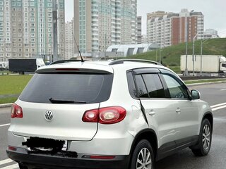 2010 Volkswagen Tiguan I, серебристый, 975000 рублей, вид 4