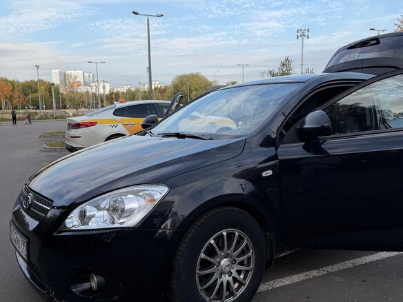 2008 Kia Ceed I, чёрный, 500000 рублей - вид 2