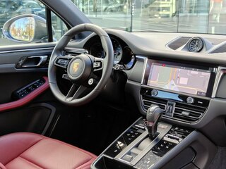 2026 Porsche Macan I Рестайлинг 2, серый, 14080000 рублей, вид 3