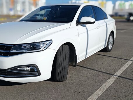 2020 Volkswagen Bora IV, белый, 1670000 рублей, вид 1