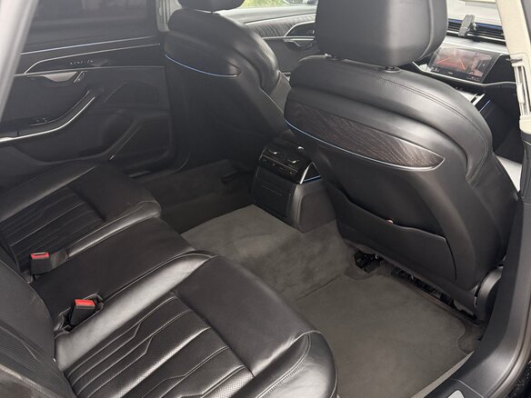 2018 Audi A8 Long 55 TFSI IV (D5), чёрный, 3900000 рублей - вид 8