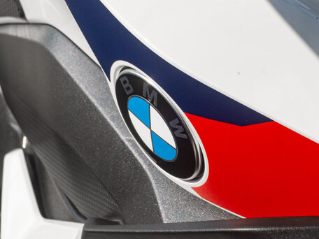 2024 BMW S 1000 XR, белый, 2700000 рублей, вид 3