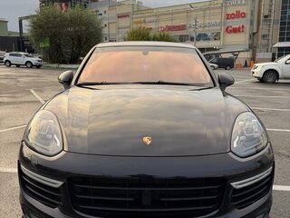 2015 Porsche Cayenne Turbo II Рестайлинг (958), чёрный, 3599000 рублей, вид 2