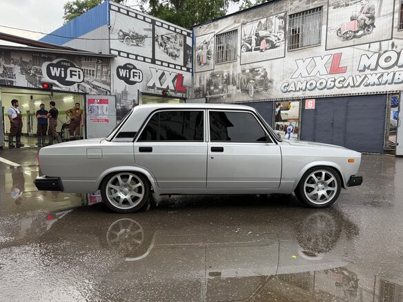 2010 Lada (ВАЗ) 2107, серый, 495000 рублей - вид 1