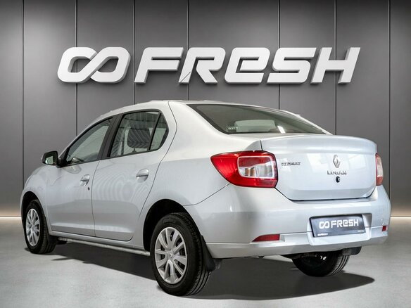 2015 Renault Logan II, серый, 734000 рублей - вид 1