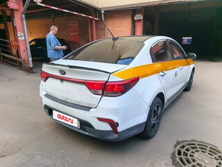 2018 Kia Rio IV, белый, 590000 рублей, вид 4
