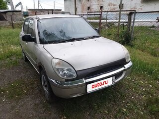 1998 Toyota Duet, серебристый, 60000 рублей, вид 2