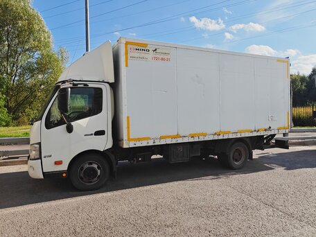 2015 Hino Series 300 (Dutro), белый, 2500000 рублей, вид 2