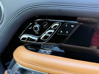 2018 Land Rover Range Rover IV Рестайлинг, чёрный, 10000000 рублей, вид 4
