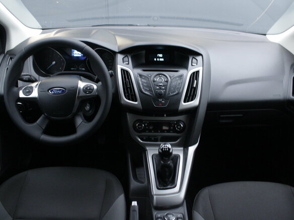 2013 Ford Focus III, чёрный, 1100000 рублей - вид 11
