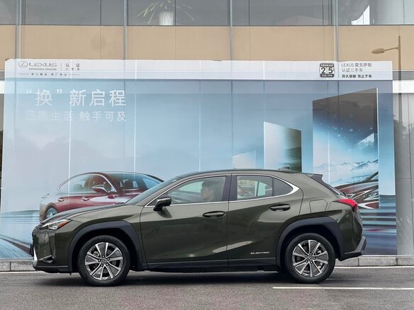 2022 Lexus UX 300e I, зелёный, 2152000 рублей - вид 4