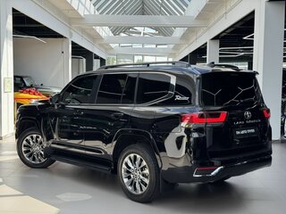 2024 Toyota Land Cruiser 300 Series, чёрный, 13840000 рублей, вид 5
