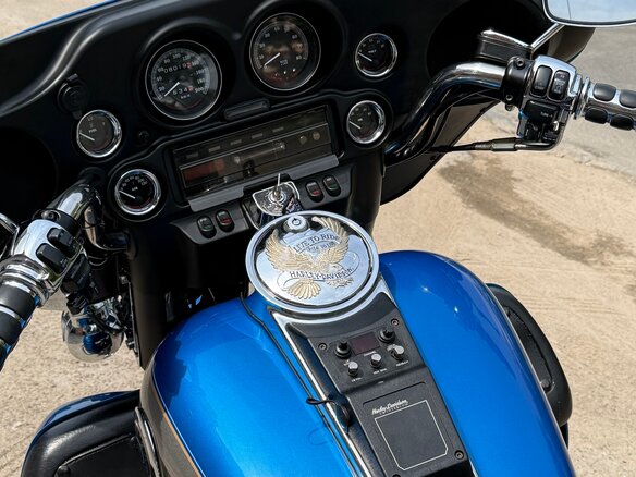 1997 Harley-Davidson Electra Glide, синий, 820000 рублей - вид 9