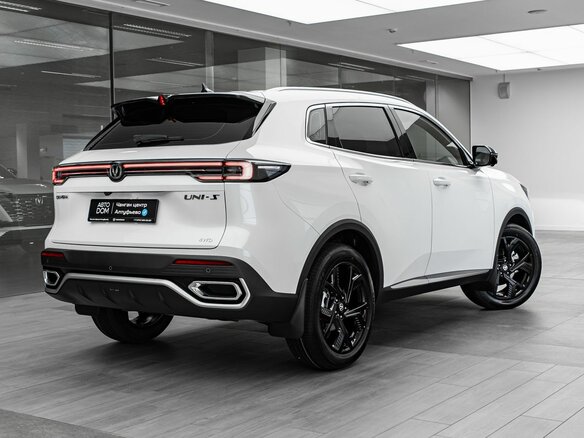 2026 Changan UNI-S I Рестайлинг, белый, 3249900 рублей - вид 4