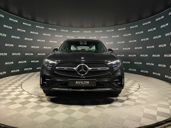 2025 Mercedes-Benz GLC 300 II (X254), чёрный, 8700000 рублей - вид 4