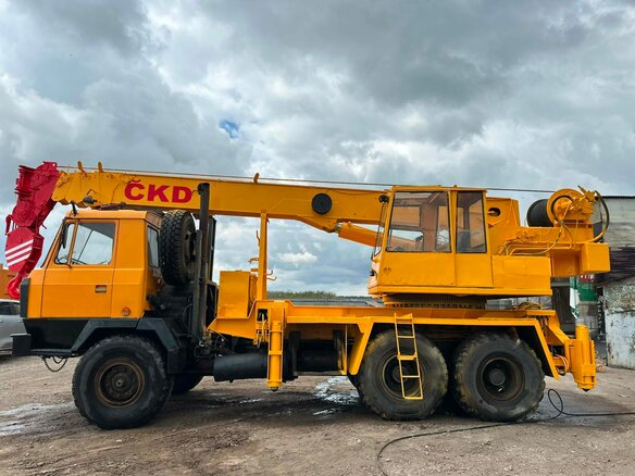 1997 CKD AD - Series, жёлтый, 2250000 рублей - вид 11