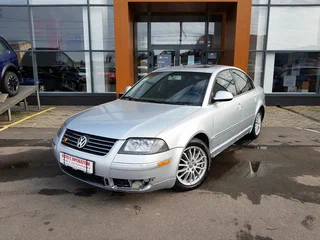 2004 Volkswagen Passat B5 Рестайлинг, серебристый, 400000 рублей, вид 1