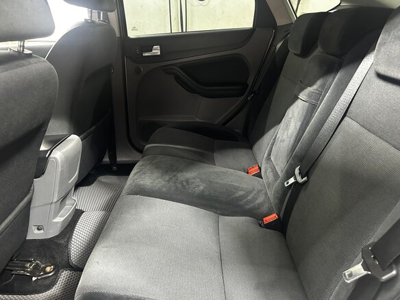 2008 Ford Focus II Рестайлинг, серый, 600000 рублей - вид 13