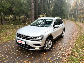 2017 Volkswagen Tiguan II, серебристый, 2250000 рублей, вид 1