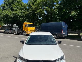 2015 Volkswagen Jetta VI Рестайлинг, белый, 1000000 рублей, вид 3