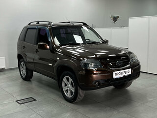 2011 Chevrolet Niva I Рестайлинг, коричневый, 499000 рублей, вид 2