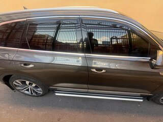 2019 Volkswagen Touareg III, серый, 4550000 рублей, вид 3