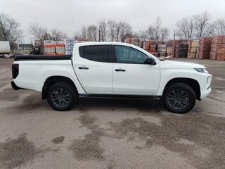 2022 Mitsubishi L200 V Рестайлинг, белый, 3750000 рублей, вид 4