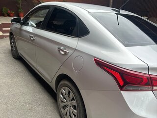 2019 Hyundai Solaris II, серебристый, 1180000 рублей, вид 4