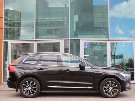 2021 Volvo XC60 II, чёрный, 3230000 рублей, вид 5