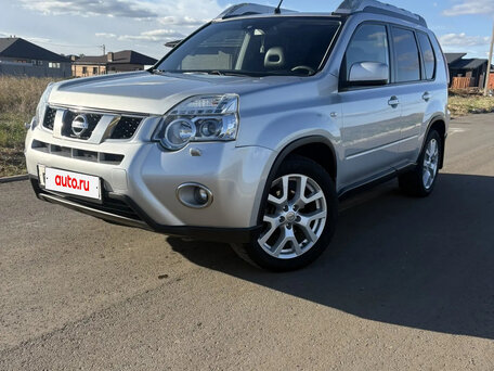 2012 Nissan X-Trail II Рестайлинг, серебристый, 1350000 рублей, вид 1
