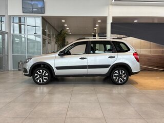 2026 Lada (ВАЗ) Granta Cross I Рестайлинг, серебристый, 1205000 рублей, вид 5