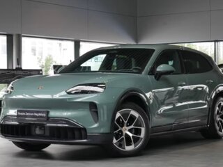 2026 Porsche Cayenne Electric IV, зелёный, 19990660 рублей, вид 1