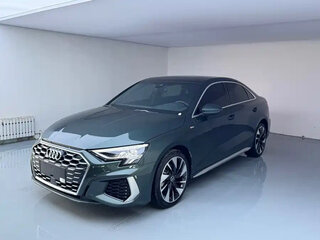 2023 Audi A3 35 TFSI Long IV (8Y), зелёный, 1890000 рублей, вид 1