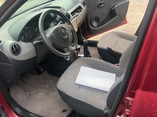 2011 Renault Logan I Рестайлинг, красный, 320000 рублей, вид 3