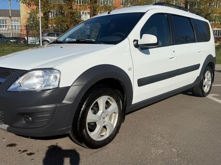2018 Lada (ВАЗ) Largus Cross I, белый, 920000 рублей, вид 1