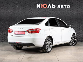 2017 Lada (ВАЗ) Vesta I, белый, 700000 рублей, вид 4