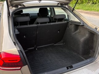2022 Volkswagen Polo VI, коричневый, 1840000 рублей, вид 5