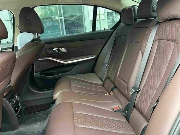2023 BMW 3 серии Long 320Li VII (G2x) Рестайлинг, чёрный, 3280000 рублей - вид 8