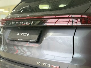 2026 Jetour X70+ I Рестайлинг, серый, 3099000 рублей, вид 5