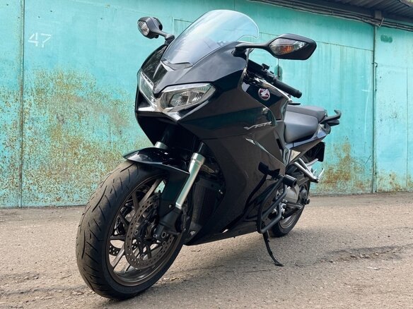 2017 Honda VFR 800, чёрный, 670000 рублей - вид 7