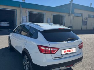 2018 Lada (ВАЗ) Vesta SW Cross I, белый, 1000000 рублей, вид 5