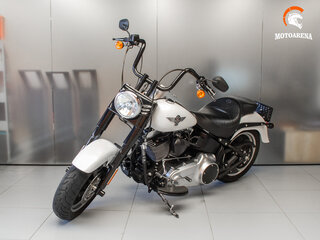 2011 Harley-Davidson Fat Boy, белый, 1016436 рублей, вид 3