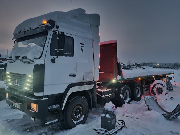 2011 МАЗ 6430, белый, 2350000 рублей