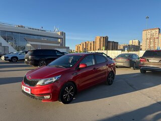 2016 Kia Rio III Рестайлинг, красный, 950000 рублей, вид 1