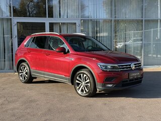 2019 Volkswagen Tiguan II, красный, 2699000 рублей, вид 3