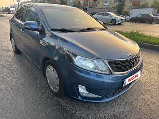 2013 Kia Rio 5-speed III, синий, 595000 рублей, вид 3