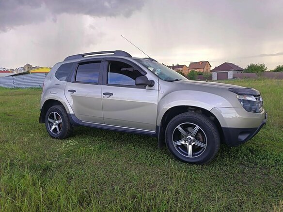 2014 Renault Duster I, бежевый, 935000 рублей - вид 3
