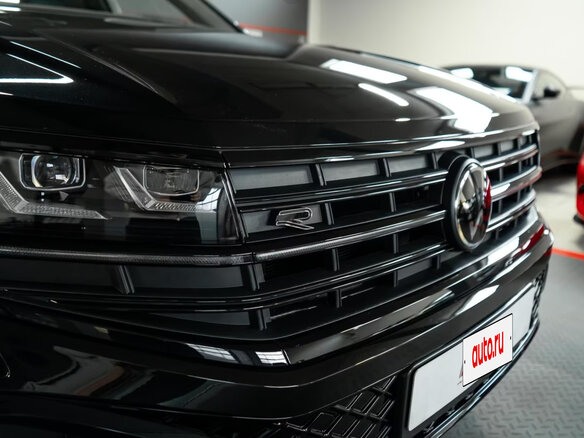 2026 Volkswagen Touareg III Рестайлинг, чёрный - вид 9