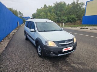 2017 Lada (ВАЗ) Largus Cross I, белый, 500000 рублей, вид 1