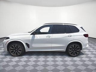 2025 BMW X5 M Competition III (F95) Рестайлинг, белый, 21268908 рублей, вид 3